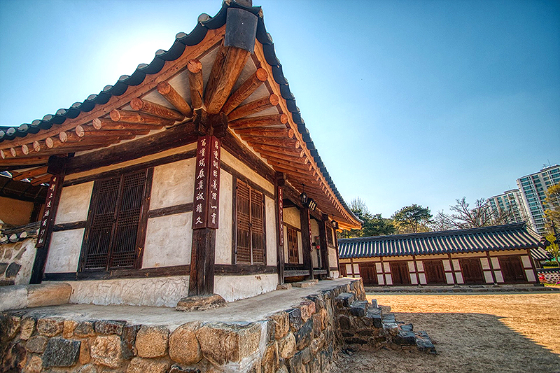 Korean SoC CCTV installation for fire and security monitoring at national heritage sites